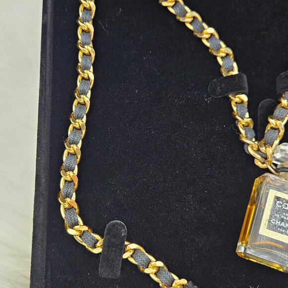 Chanel Coco Perfume Motif Fashion Necklace - Picture 7 of 16